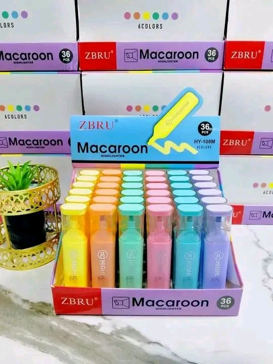 كل مايحتاجه الطالب الجامعي من ادوات دراسيه